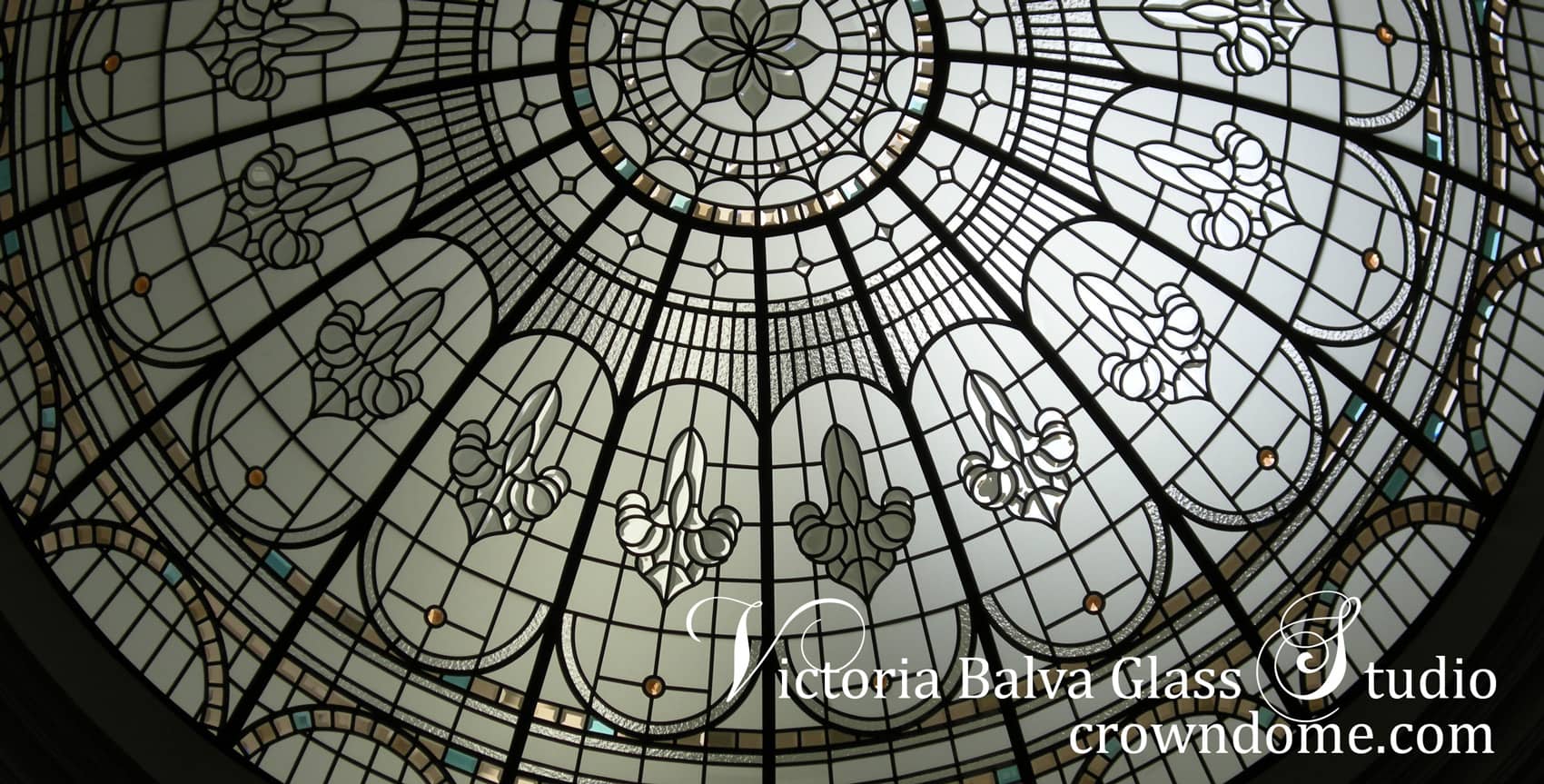 Custom stained and leaded glass dome in traditional style by glass artist Victoria Balva